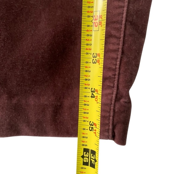 Sundance Womans Velvet Velour Pants Burgundy Mid Rise Slim Straight Leg SZ 8P - Picture 4 of 9